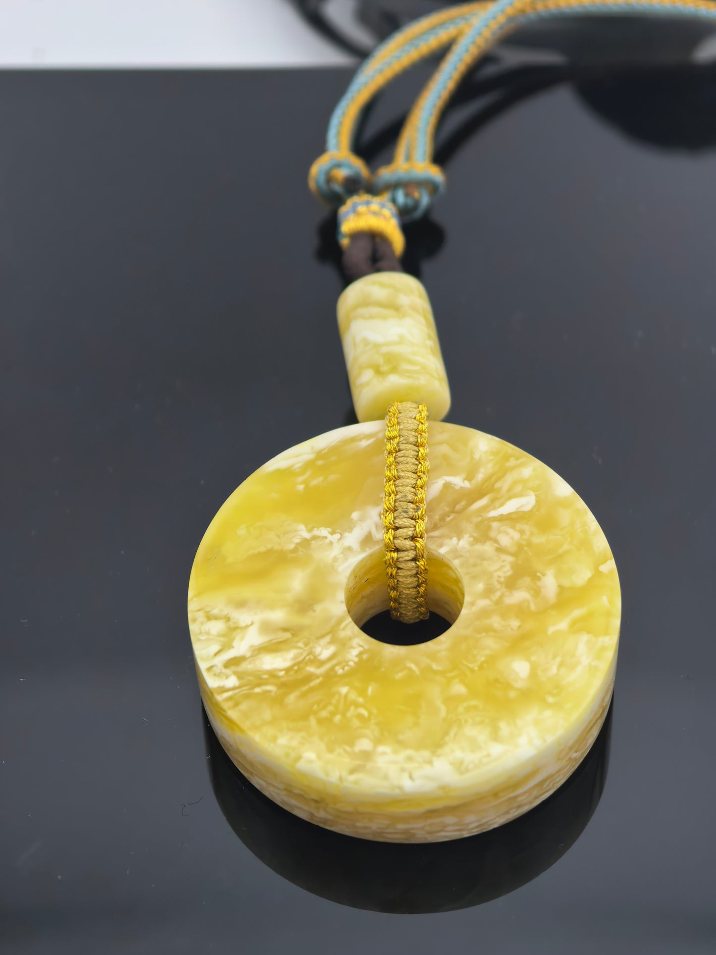He Shi Bi - shaped Pendant