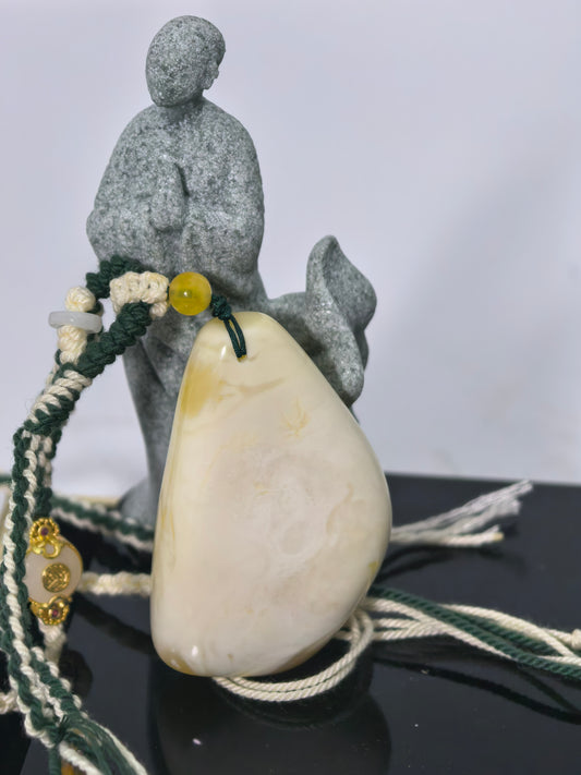 horseshoe - shaped pendant